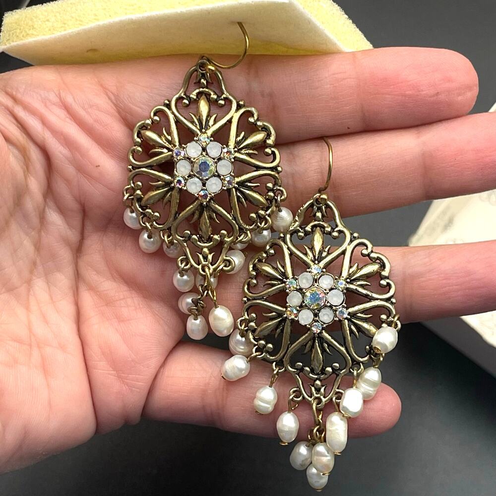Silver Plate Fresh Water Pearls Flower Earrings Dangle Avon Jewelry 3" Vtg